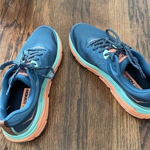 Hoka Challenger 6 women’s size 10